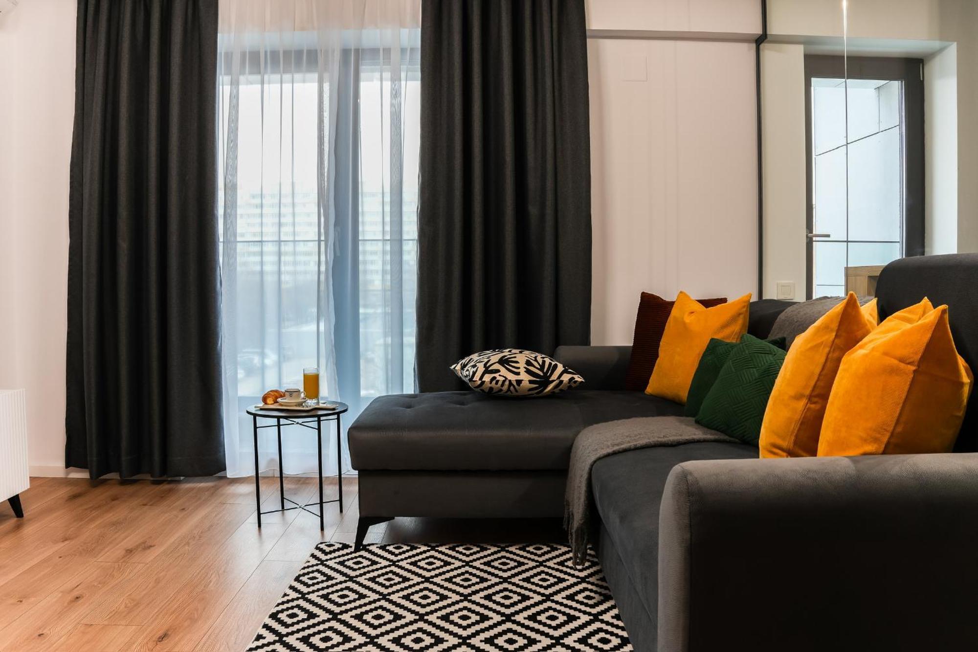 Sandra - Park-View Apt With Balcony & Parking บูคาเรสต์ ภายนอก รูปภาพ