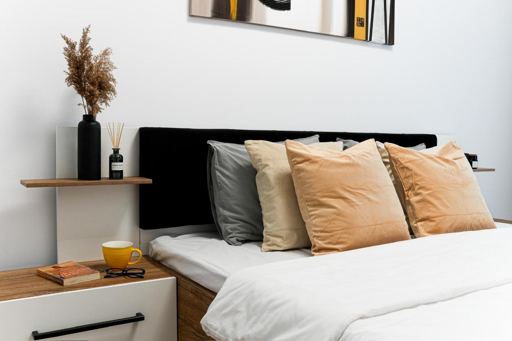 Sandra - Park-View Apt With Balcony & Parking บูคาเรสต์ ภายนอก รูปภาพ